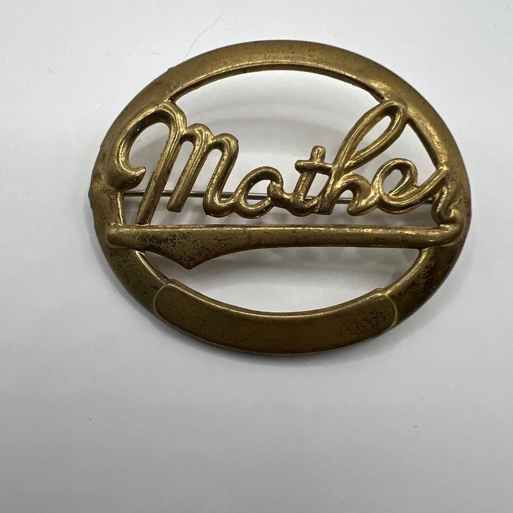 Vintage Mother Brooch Brass Tone Oval Mom Pin‎